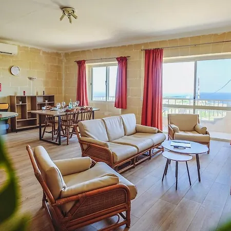 Spacious 3br Sea View Flat Near Ramla Bay Apartment Xaghra
