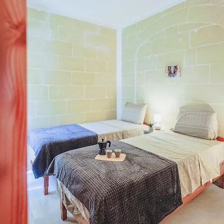 Spacious 3br Sea View Flat Near Ramla Bay