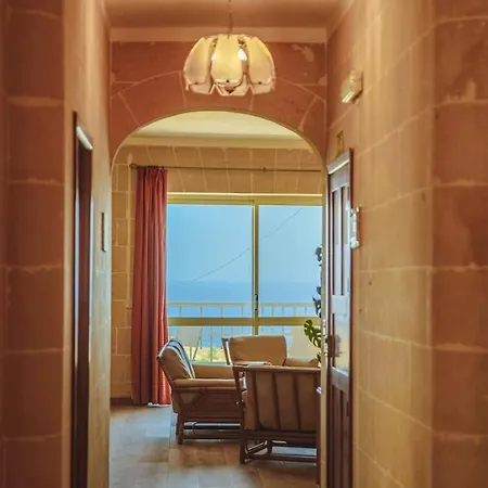Spacious 3br Sea View Flat Near Ramla Bay Apartment Xaghra